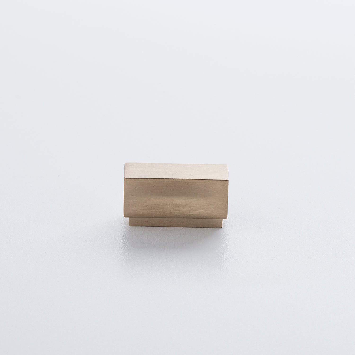 sku_image,summit-knob-satin-brass-114906,false,false