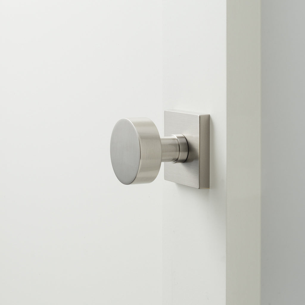 Berlin Door Set with Cylinder Knob - Satin Nickel