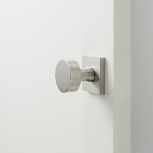 sku_image,berlin-door-set-with-cylinder-knob-603175,false,true