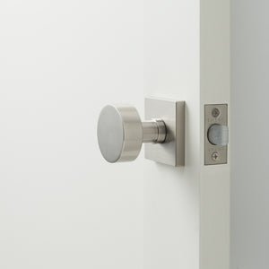 sku_image,berlin-door-set-with-cylinder-knob-600775,false,true