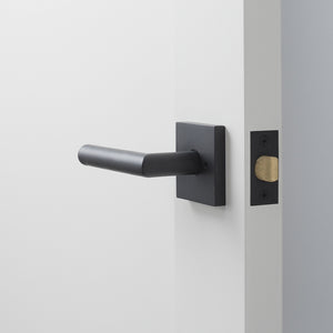 sku_image,berlin-door-set-with-otto-lever-flat-black-613387,false,true