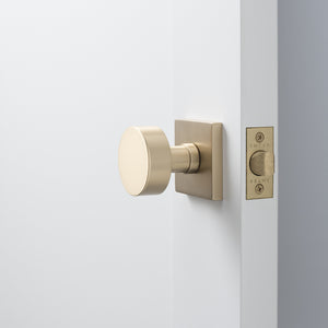 sku_image,berlin-door-set-with-cylinder-knob-satin-brass-612307,false,true