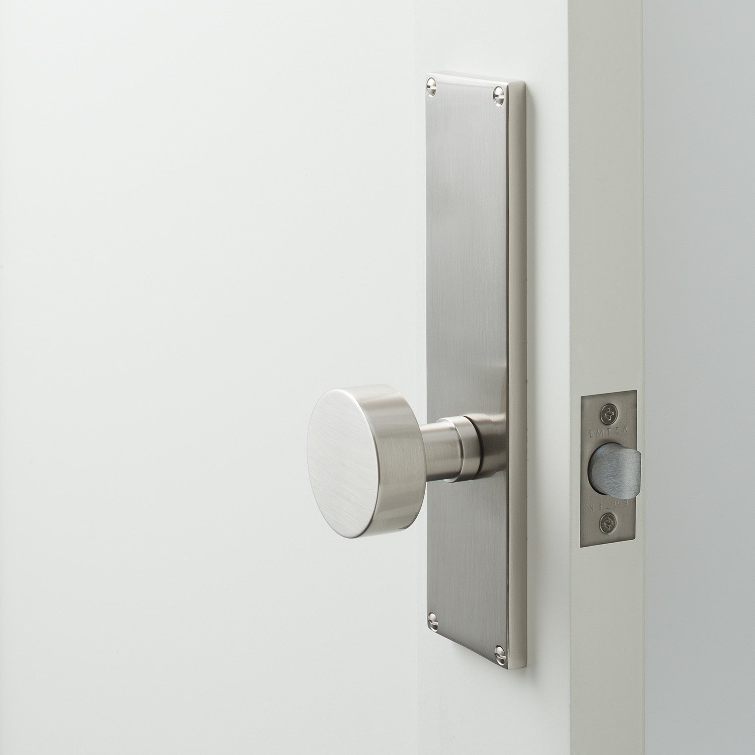sku_image,tate-door-set-with-cylinder-knob-satin-nickel-606585,false,true