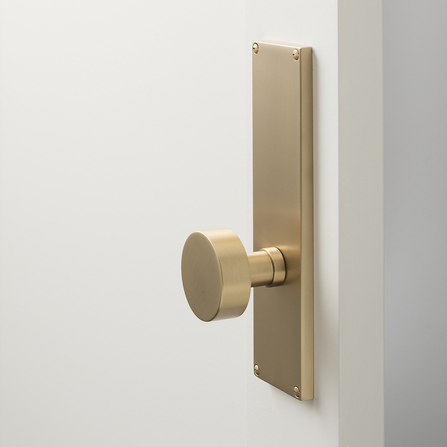 sku_image,tate-door-set-with-cylinder-knob-608243,false,true