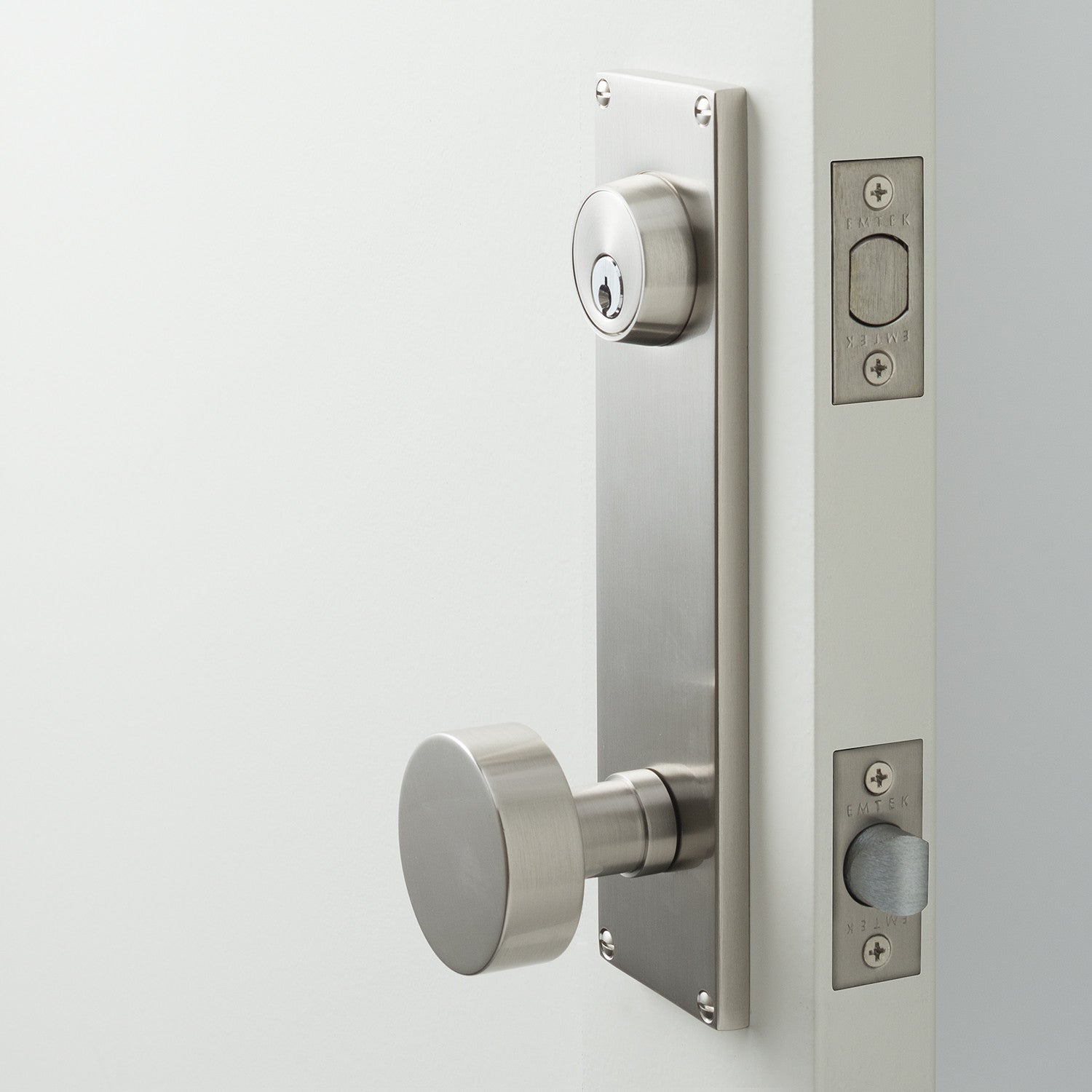 sku_image,tate-door-set-with-cylinder-knob-604799,false,true
