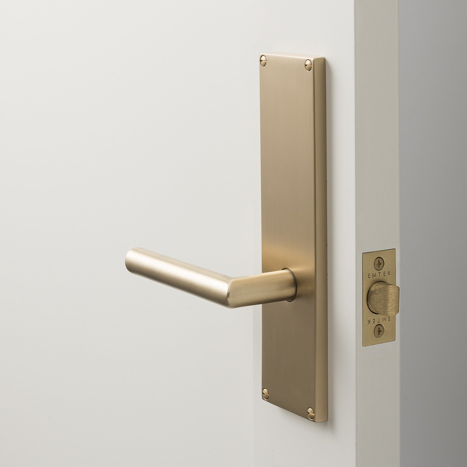 sku_image,tate-door-set-with-otto-lever-606543,false,true