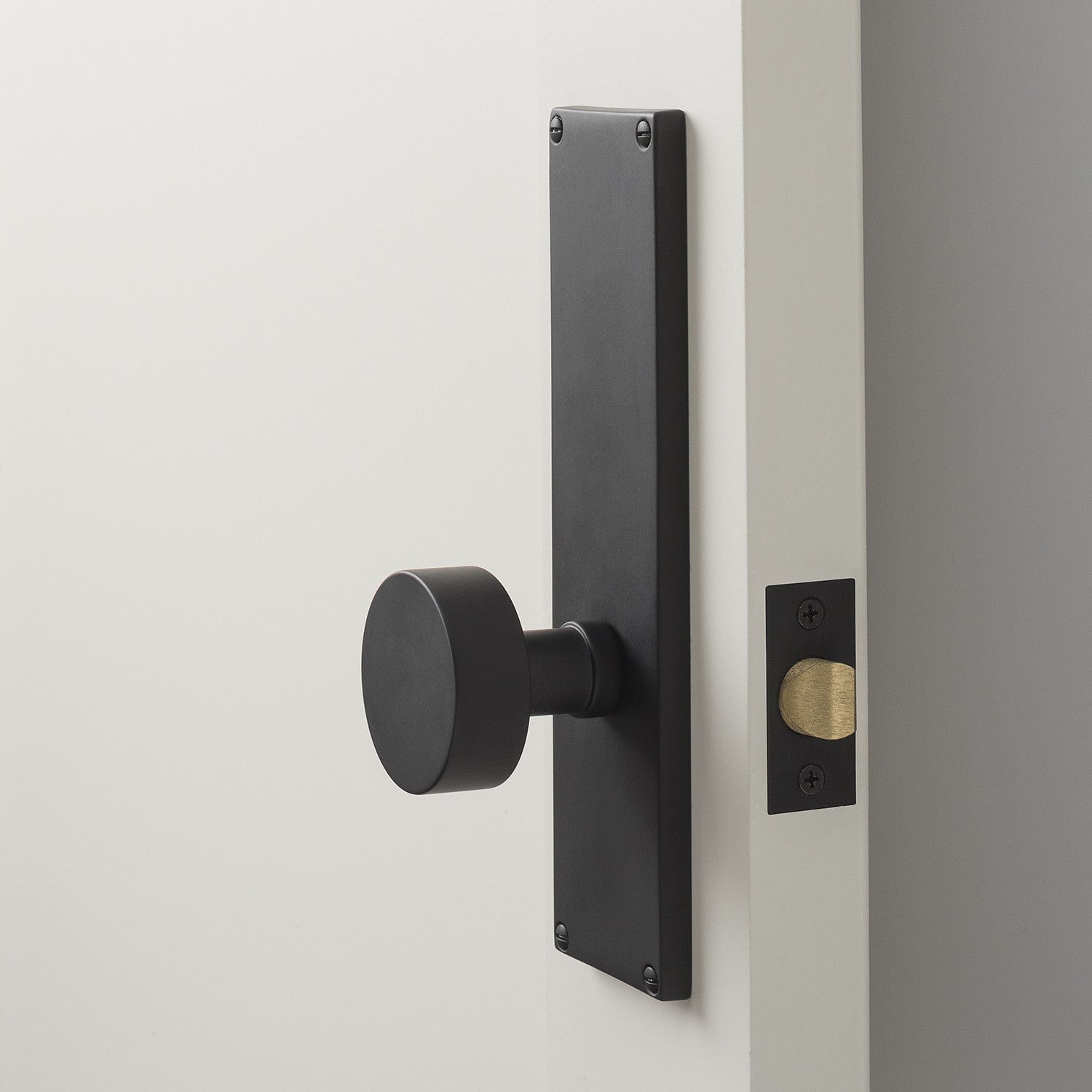 sku_image,tate-door-set-with-cylinder-knob-flat-black-606625,false,true